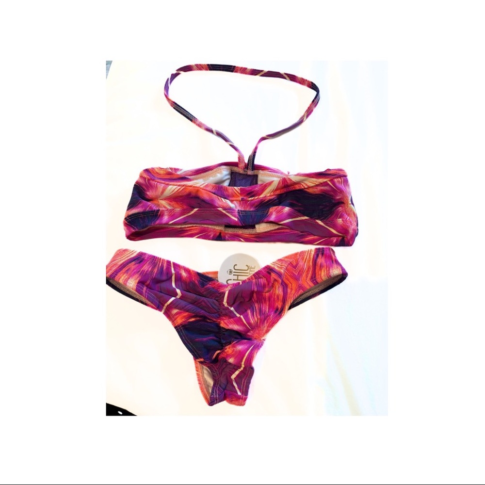 Two piece bikini - Picture 4 of 6